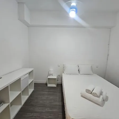 Apartamento Unico En Lucero Madrid Exterior photo