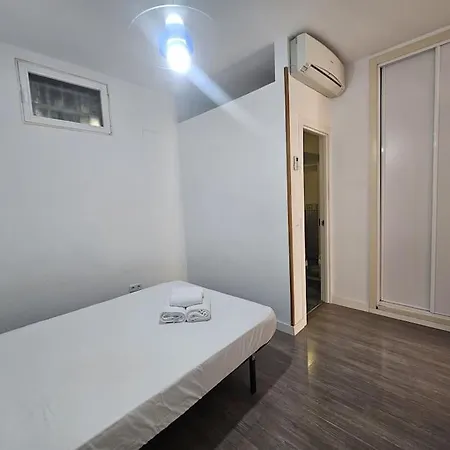 Apartamento Unico En Lucero Madrid Exterior photo