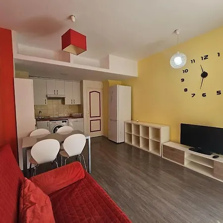 Apartamento Unico En Lucero Madrid Exterior photo